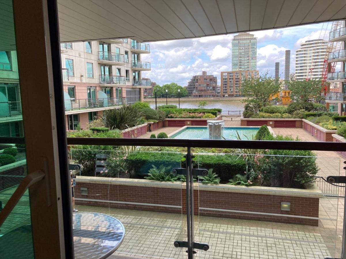 St George Wharf Apartment Londres Exterior foto
